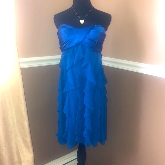 Beautiful strapless dress - Picture 1 of 6